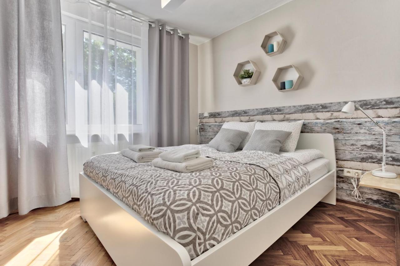 Tyzenhauz Apartments Economy Krakau Buitenkant foto